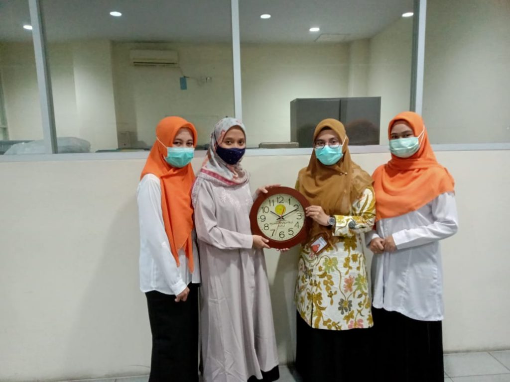Magang di Bank Syariah Indonesia.